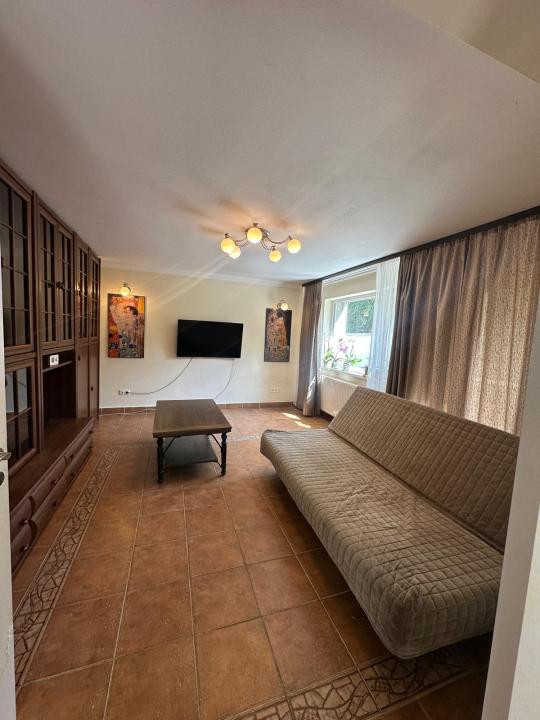 Apartament în vilă | 120 mp + curte 100 mp | Parter | Otopeni
