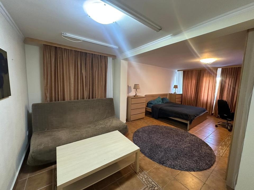 Apartament în vilă | 120 mp + curte 100 mp | Parter | Otopeni
