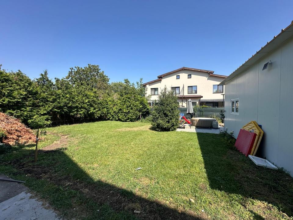 Apartament în vilă | 120 mp + curte 100 mp | Parter | Otopeni