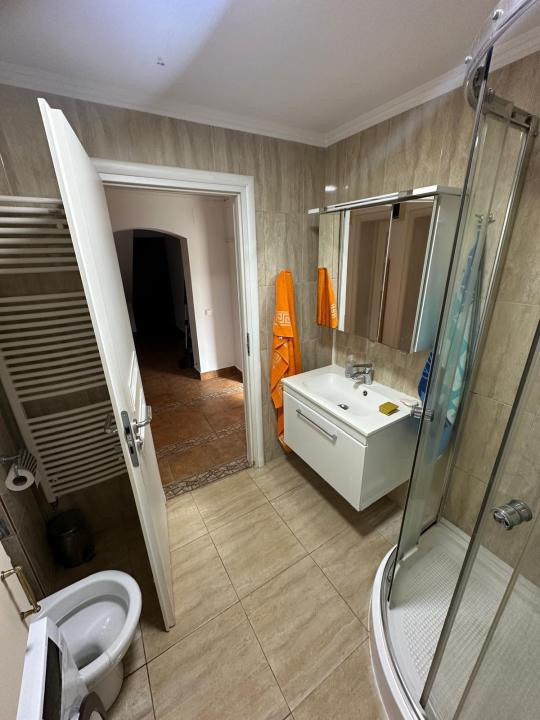 Apartament în vilă | 120 mp + curte 100 mp | Parter | Otopeni