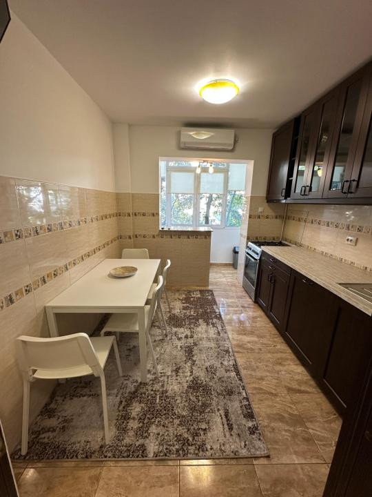 Apartament 2 camere decomandat | 55 mp | Parcare | Piața Sudului | 0% Comision
