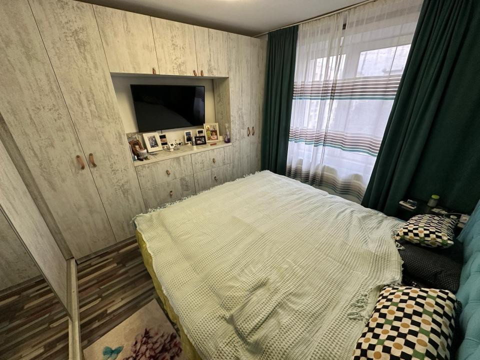 Apartament 4 camere | Calea Moșilor | 82 mp | Centrală proprie | Loc de parcare