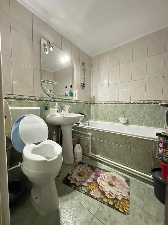 Apartament 4 camere | Obor| 82 mp | Centrală proprie | Loc de parcare