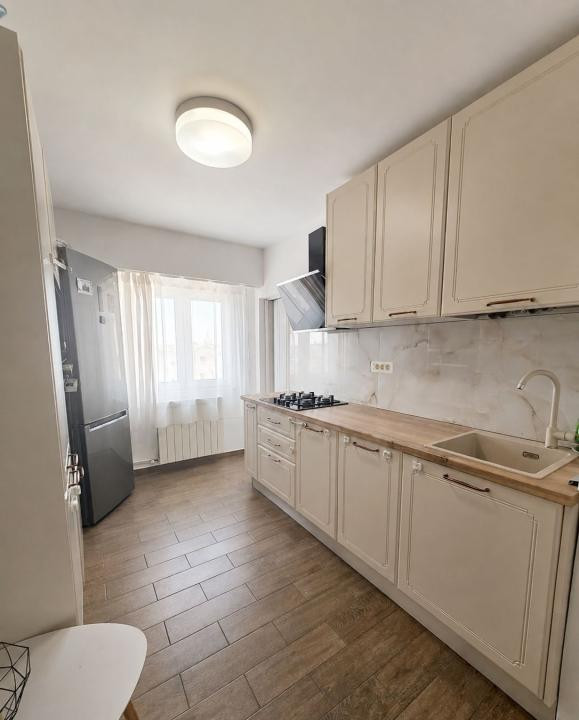 Apartament 3 camere decomandat, Nerva Traian - Bld Mircea Voda