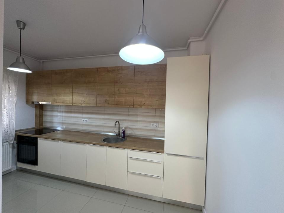 Apartament spațios cu 3 camere și loc de parcare | Otopeni 