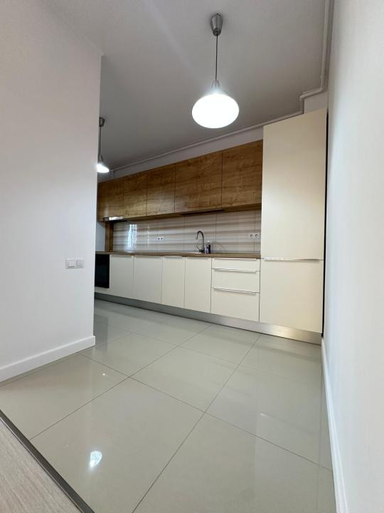 Apartament spațios cu 3 camere și loc de parcare | Otopeni 