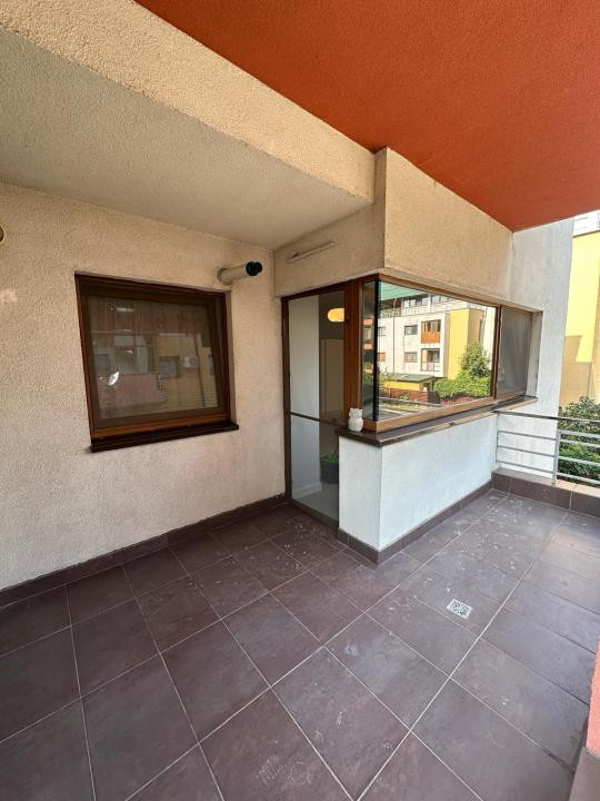Apartament spațios cu 3 camere și loc de parcare | Otopeni 