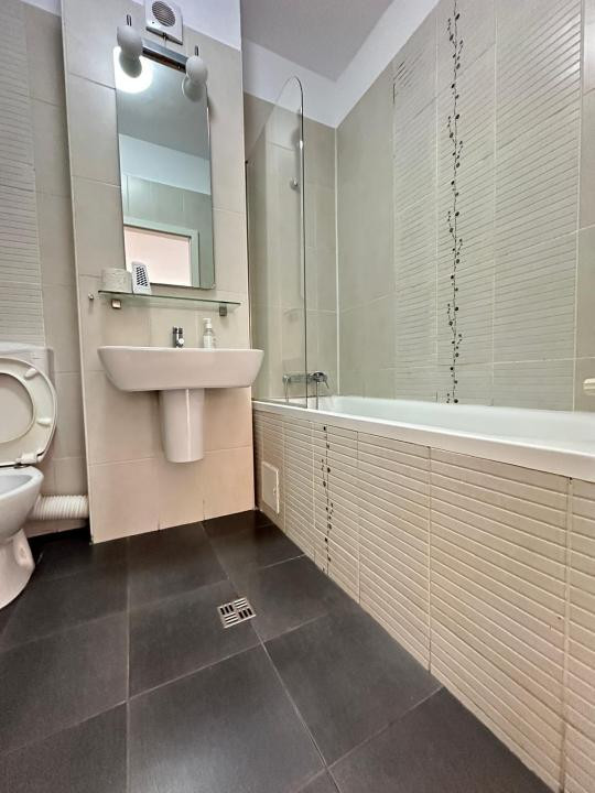 Apartament spațios cu 3 camere și loc de parcare | Otopeni 